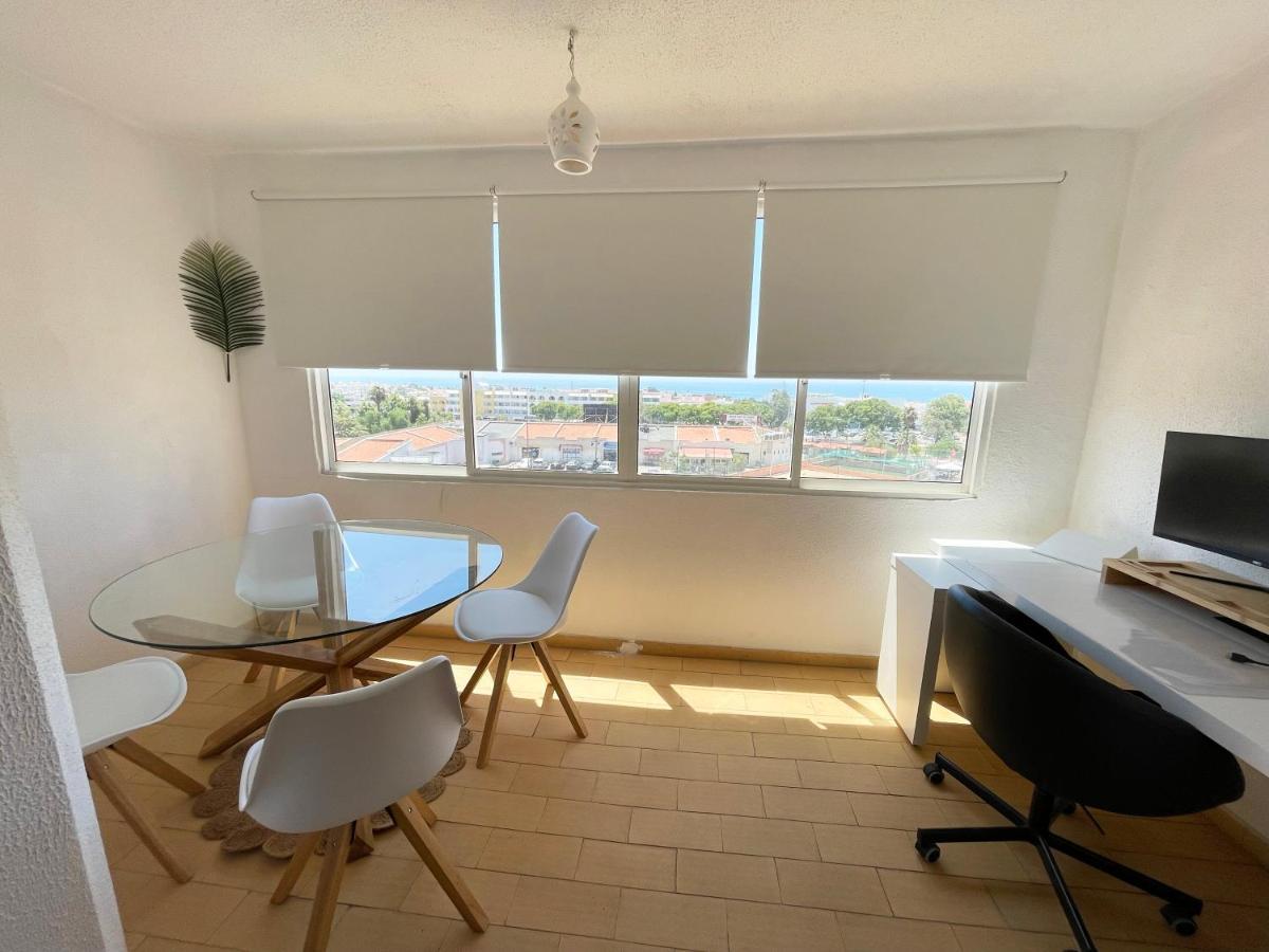 Panoramic Seaview - 2 Bedroom, Main Ave, 15 Min Walk Beach, Workspace อัลบูเฟรา ภายนอก รูปภาพ